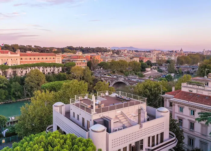 Skylife 360 Rooftop Penthouse
